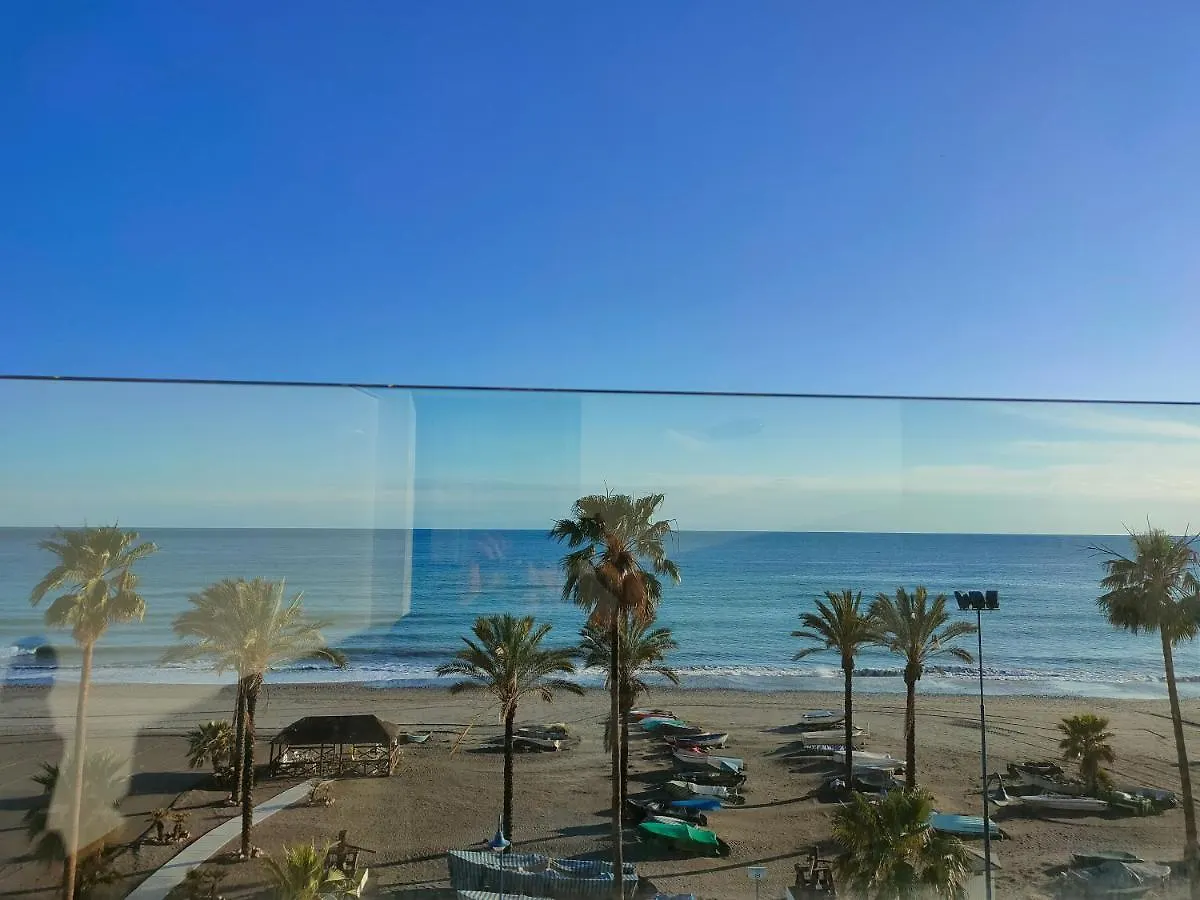 dúplex a la orilla del Mediterráneo Torrox 0*,